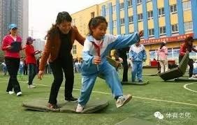 59分15板8助4断！老詹迎神级里程碑，卢卡创纪录，湖人伤情更新