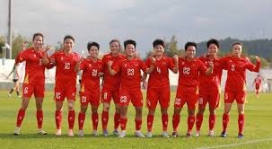 太阳VS灰熊裁判报告：出现1次漏判 莫兰特被普拉姆利犯规未被吹罚